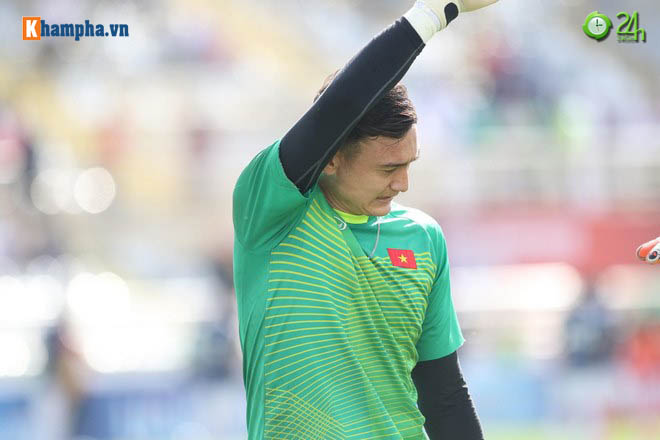 ĐT Việt Nam đấu Iran: Quân thầy Park gồng mình trong nắng gắt - 1