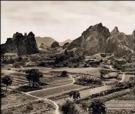 Vẻ đẹp ma mị của Trung Quốc 100 năm trước - 6