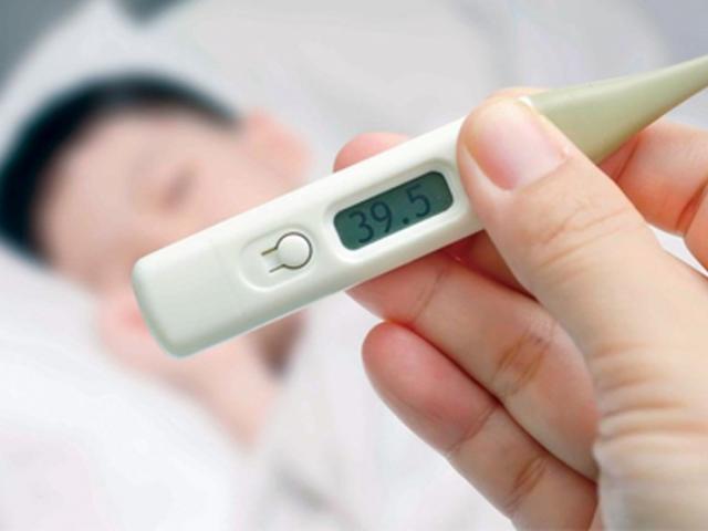Sức khỏe đời sống - Không chỉ cảm cúm, sốt là biểu hiện của 8 vấn đề sức khỏe nguy hiểm