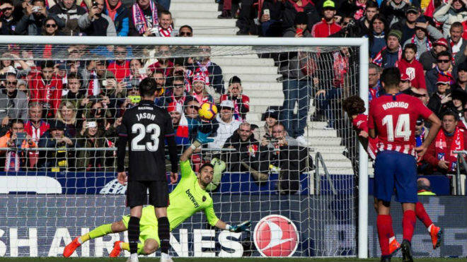 Atletico Madrid - Levante: VAR cản trở, penalty định đoạt - 1