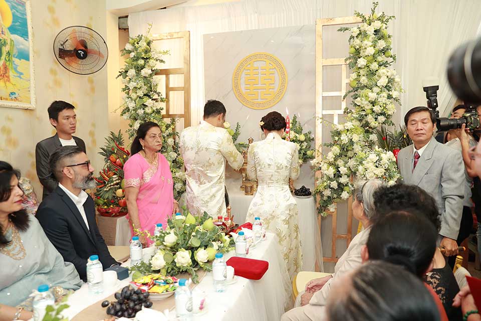 Chồng doanh nhân Ấn Độ đi cùng dàn bê tráp đến hỏi cưới Võ Hạ Trâm - 9