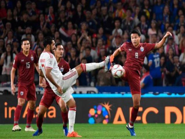 Bóng đá - Trực tiếp Asian Cup, UAE - Thái Lan: Hai đội ăn miếng trả miếng