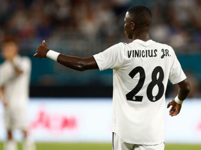Tin HOT bóng đá tối 14/1: SAO Real Madrid bị tố chửi tục - 1