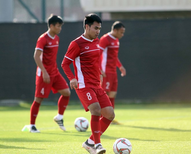 ĐT Việt Nam tươi như hoa sắp đấu Yemen: Thầy Park bất ngờ ra lệnh cấm lạ - 15