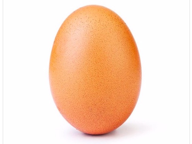 Công nghệ thông tin - Bức ảnh quả trứng vừa trở thành bài đăng được yêu thích nhất lịch sử Instagram