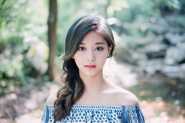 Tzuyu tên thật là Chu Tử Du, thực chất là người đẹp gốc Đài Loan.&nbsp;