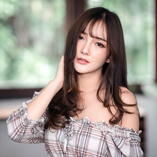 Vẻ đẹp Á - Âu hoàn mỹ của cô gái Thái khiến đàn ông mê mẩn - 1