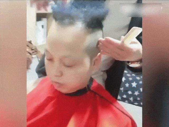 Video Clip Cười - Gợi ý những kiểu tóc siêu "độc" để chơi tết