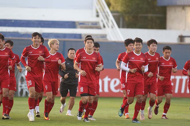 ĐT Việt Nam "rèn vũ khí" đấu Jordan: Toàn đội tập trung, chốt phương án chiến thuật? - 9