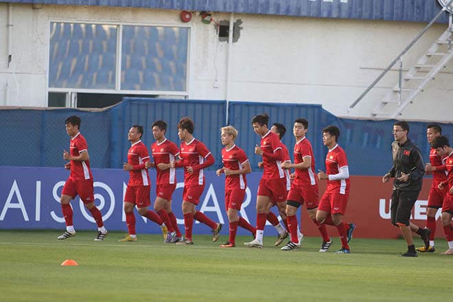 ĐT Việt Nam "rèn vũ khí" đấu Jordan: Toàn đội tập trung, chốt phương án chiến thuật? - 14