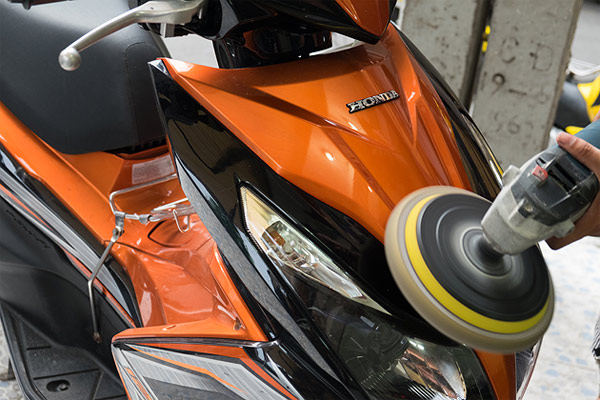 Đã đến lúc khoác áo mới cho xe máy? - 3