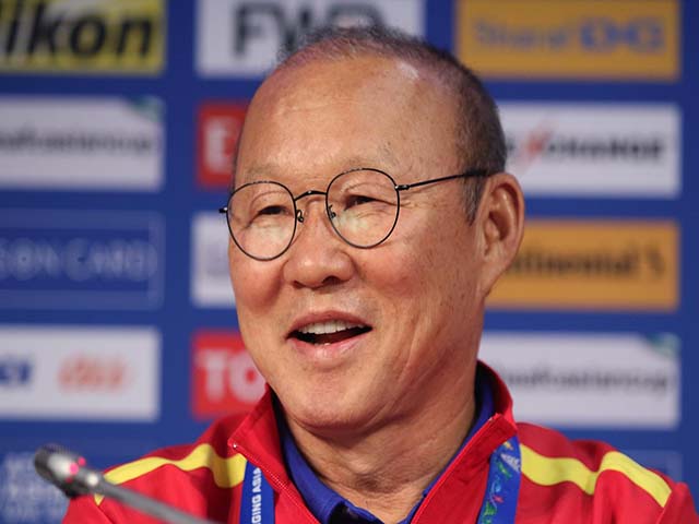 Bóng đá - Họp báo Việt Nam chiến Jordan: Thầy Park, Văn Lâm đánh giá cao Jordan