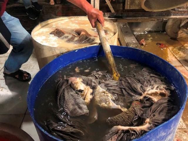 Thị trường - Tiêu dùng - Ớn lạnh tẩy trắng phụ phẩm bò thối để bán cho quán nhậu