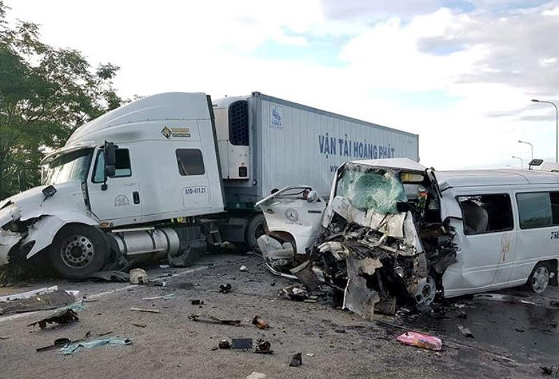 Sẽ công khai danh tính cán bộ “giải cứu” xe vi phạm - 1