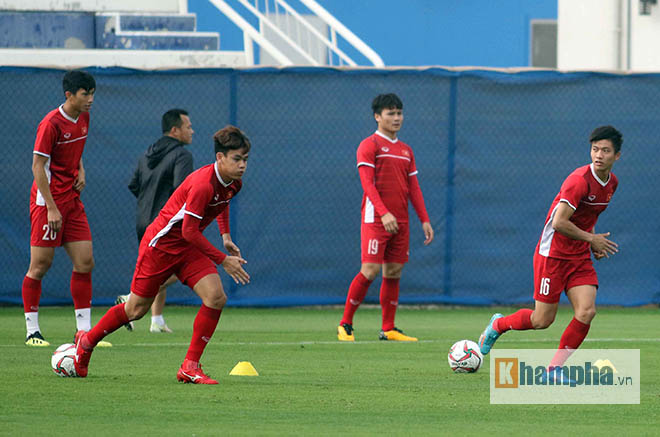 ĐT Việt Nam tập buổi cuối đấu Jordan Asian Cup: Thầy Park toan tính - 9