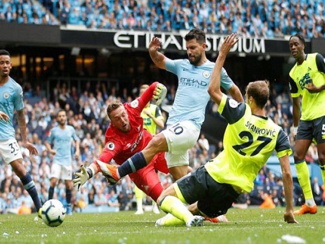 Huddersfield - Man City: ”Bắt nạt” tiểu nhược, bám đuổi Liverpool