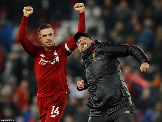 Liverpool sánh ngang MU & Chelsea đỉnh cao: Dấu hiệu ”chân mệnh thiên tử”