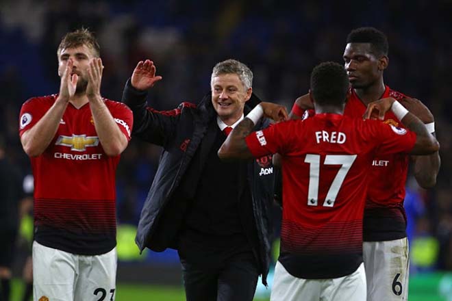 Ghế nóng MU: Zidane, Pochettino & dàn siêu HLV nín thở chờ thay thế Solskjaer - 1