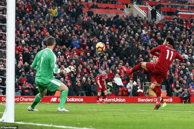 Liverpool sánh ngang MU & Chelsea đỉnh cao: Dấu hiệu &#34;chân mệnh thiên tử&#34; - 2