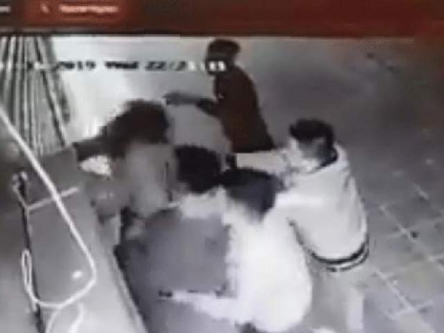Pháp luật - Diễn biến "nóng" vụ cô gái bị trêu ghẹo, hành hung dã man ở Hà Nội
