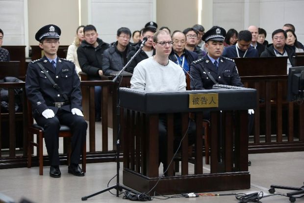 Trung Quốc xử tử công dân Canada: 3 điểm bất thường - 1