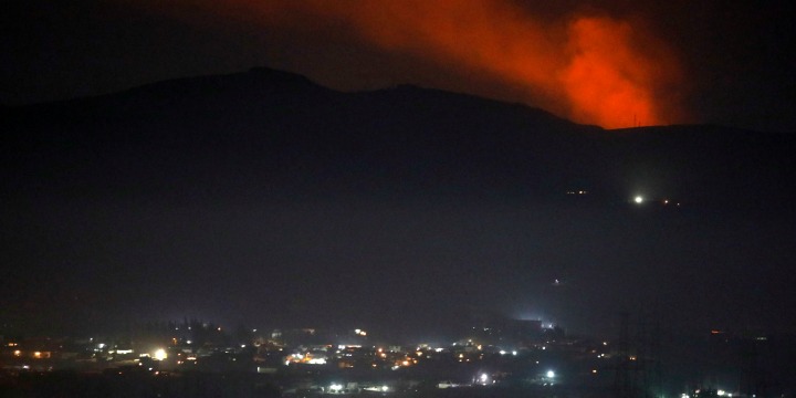 Thông điệp của Israel khi "đường hoàng" tấn công Syria giữa ban ngày - 1