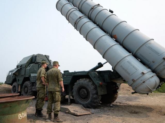 Thế giới - Thương vong lớn, vì sao Syria chưa dùng “rồng lửa” S-300 trả đũa Israel?