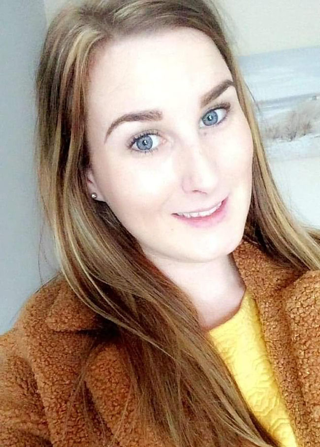 Uống thuốc tránh thai, người phụ nữ phải nhập viện vì “người phủ đầy vảy” - 1