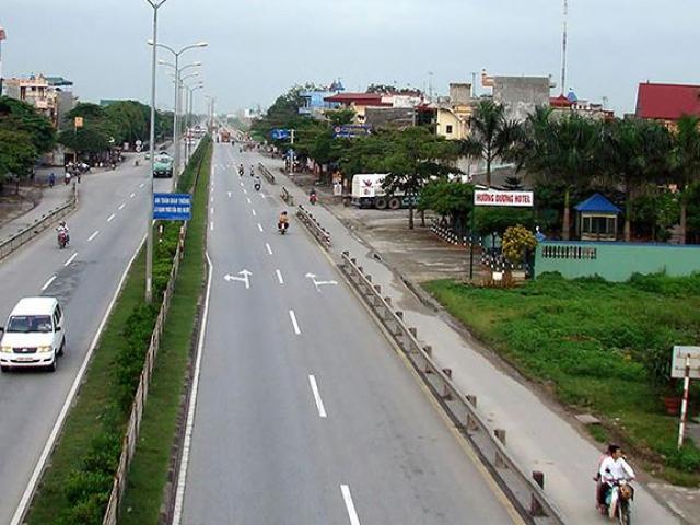 Tai nạn thảm khốc 8 người chết ở Hải Dương: Khi người bộ hành bị mất lối đi