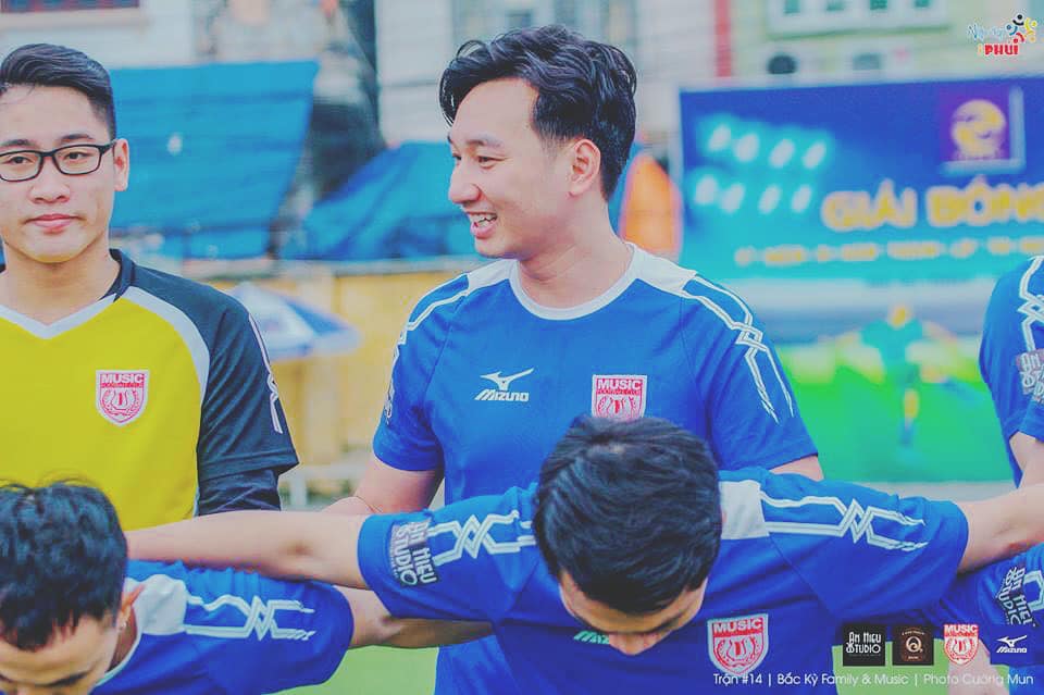 VN quyết chiến Nhật Bản: Sao Việt bất ngờ nói về chuyện "Cô" thương - 2