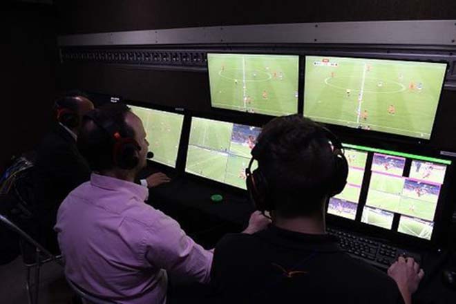Tin nóng Asian Cup 24/1: ĐT Việt Nam coi chừng công nghệ VAR - 1