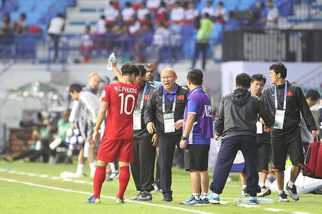 ĐT Việt Nam đấu "ông trùm" Nhật Bản: 50 sắc thái từ Công Phượng đến Văn Lâm - 7