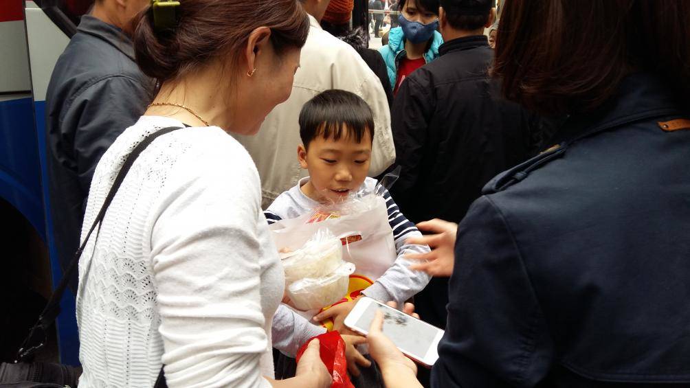 Ấm áp chuyến xe yêu thương đưa bệnh nhân về quê ăn Tết - 3