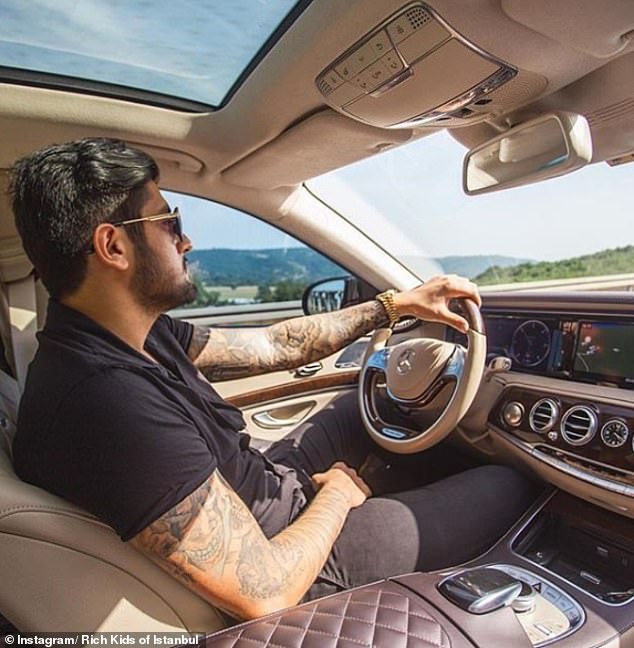 Choáng ngợp cuộc sống của Rich kid chỉ biết hàng hiệu và xe hơi - 9
