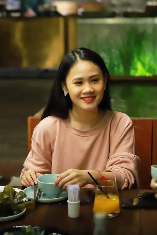 Con gái Tú Dưa lần đầu tiết lộ mối quan hệ với vợ ba của bố - 12