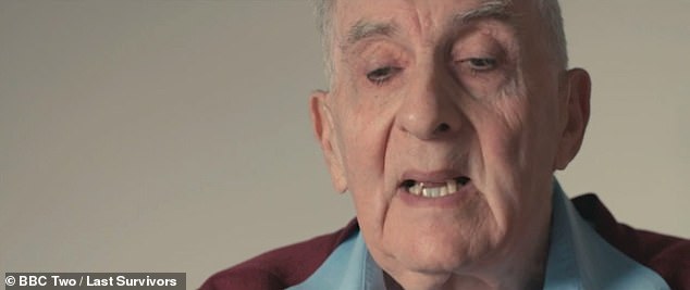 Bức ảnh phơi bày sự tàn bạo của nạn diệt chủng thảm khốc nhất thế giới - 4