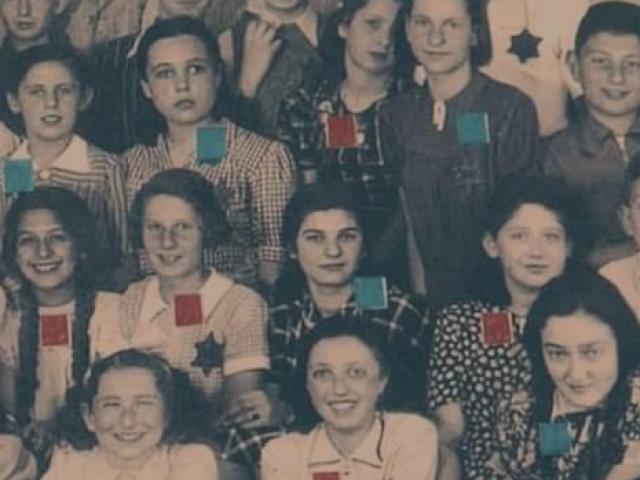 Thế giới - Bức ảnh phơi bày sự tàn bạo của nạn diệt chủng thảm khốc nhất thế giới