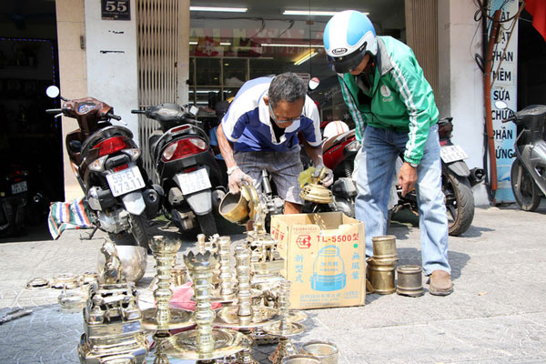 Đánh lư đồng kiếm bạc triệu mỗi ngày - 4