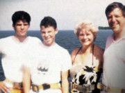 Ngôi biệt thự đẫm máu của cặp vợ chồng tỷ phú: Sự thật đằng sau cuộc sống viên mãn