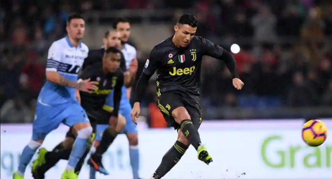 Ronaldo âu lo: "Bạn trai" tin đồn sắp tàn nghiệp võ sĩ - 1