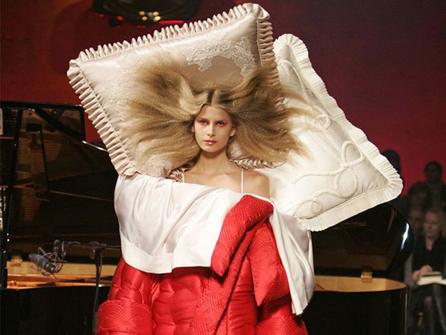 Tranh vui - Những kiểu thời trang cực "truất" diện đi chơi Tết