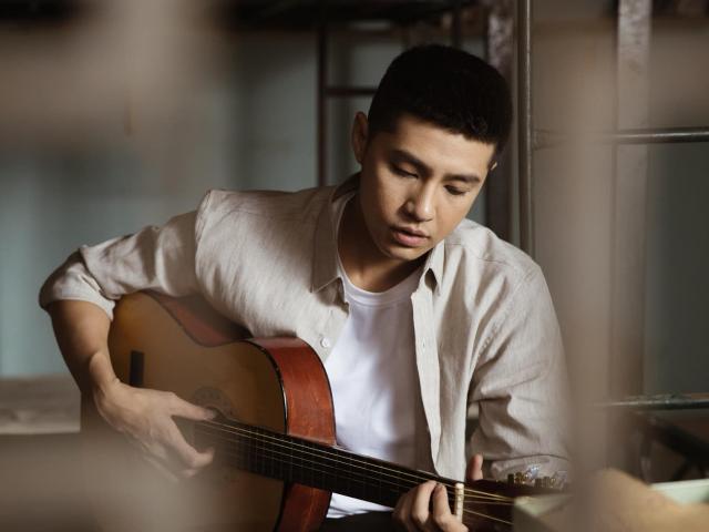 Đời sống Showbiz - Noo Phước Thịnh dính nghi án mâu thuẫn với fan vì "bị đâm sau lưng"