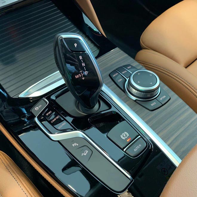 Ảnh thực tế BMW X4 2019 thế hệ mới đươc trưng bày tại showroom - 13