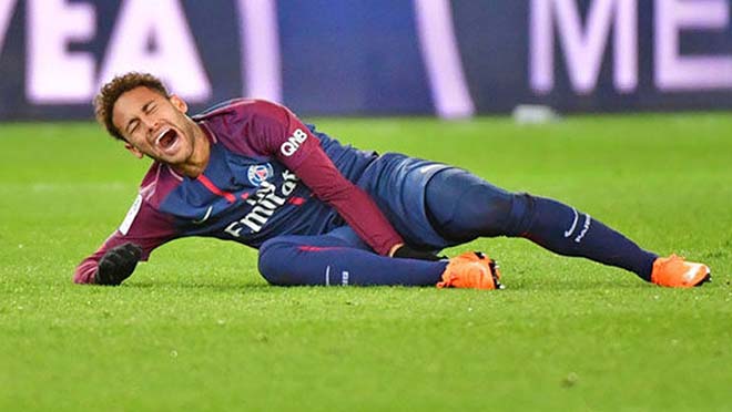 Neymar nghỉ 10 tuần, lỡ đấu MU: Nghi án giả chấn thương, chạy về Barca - 1