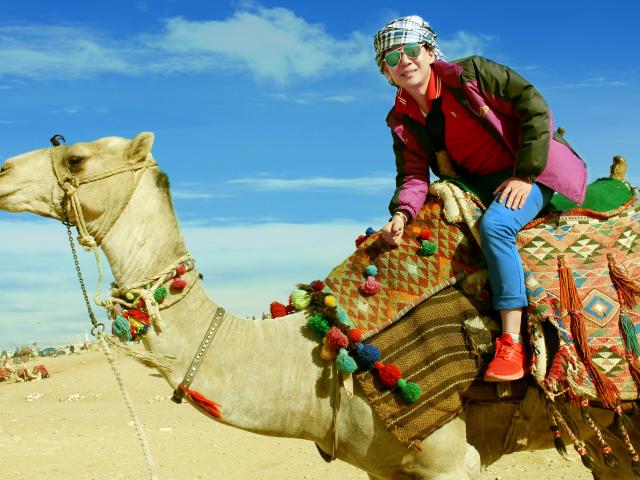 Đời sống Showbiz - Ca sĩ Việt khiến cảnh sát Ai Cập phải "hộ tống" sau vụ đánh bom là ai?