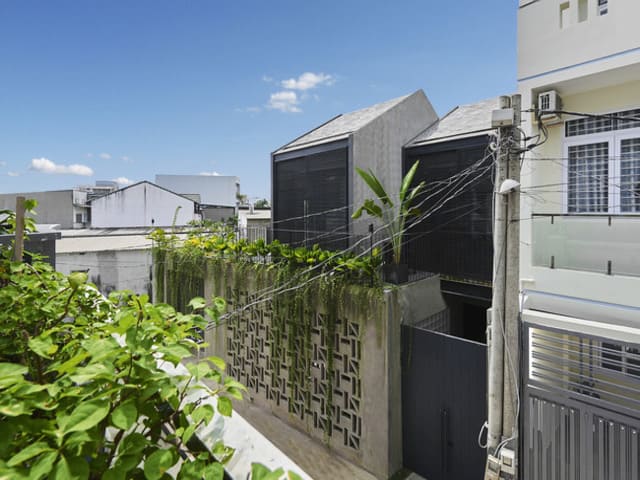 Kinh doanh - Nhà phố Sài Gòn kín cổng cao tường mà vẫn ngập nắng, gió, cây xanh