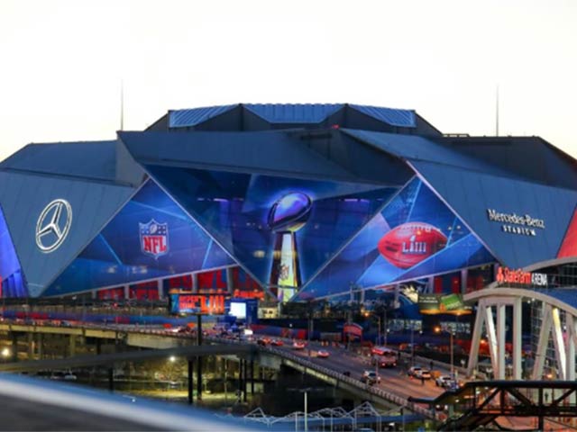 Thể thao - Choáng váng “núi tiền” nhảy múa ở trận Siêu kinh điển thể thao Mỹ