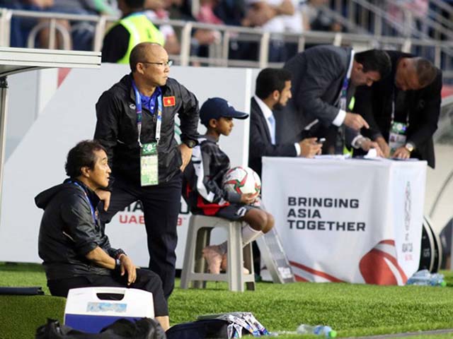 Bóng đá - HLV Park Hang-seo không phải ‘thầy phù thủy’