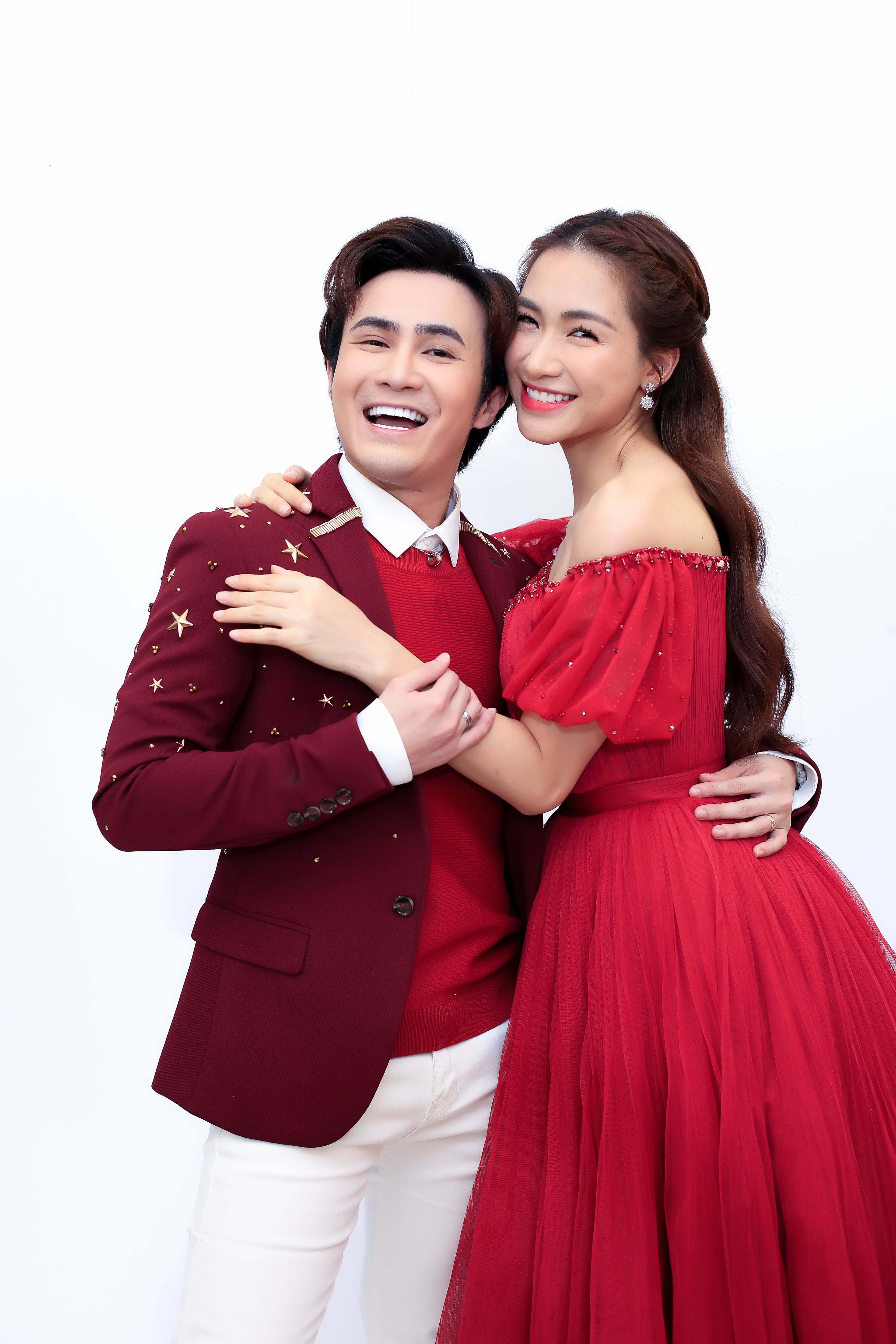 Hòa Minzy lần đầu ngồi "ghế nóng" quyết chiêu dụ thí sinh bằng cách này - 2