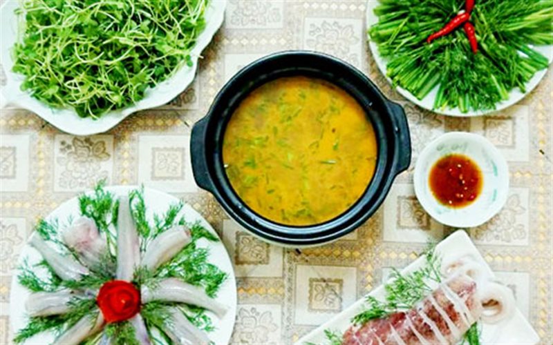 Canh nấm tràm, gỏi cá nghéo nổi tiếng ở Quảng Bình - 2